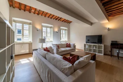 Charming Apartment in Lucca's Historic Center – Fotos 5