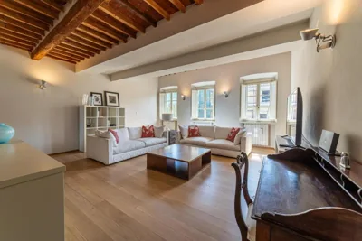 Charming Apartment in Lucca's Historic Center – Fotos 9